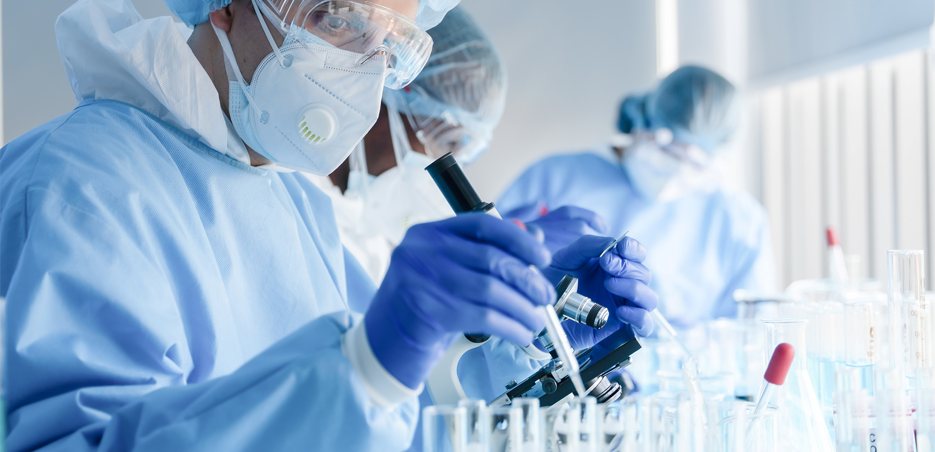 medicofarma-research-development-center-1@1x medicofarma-research-development-center-1@1x